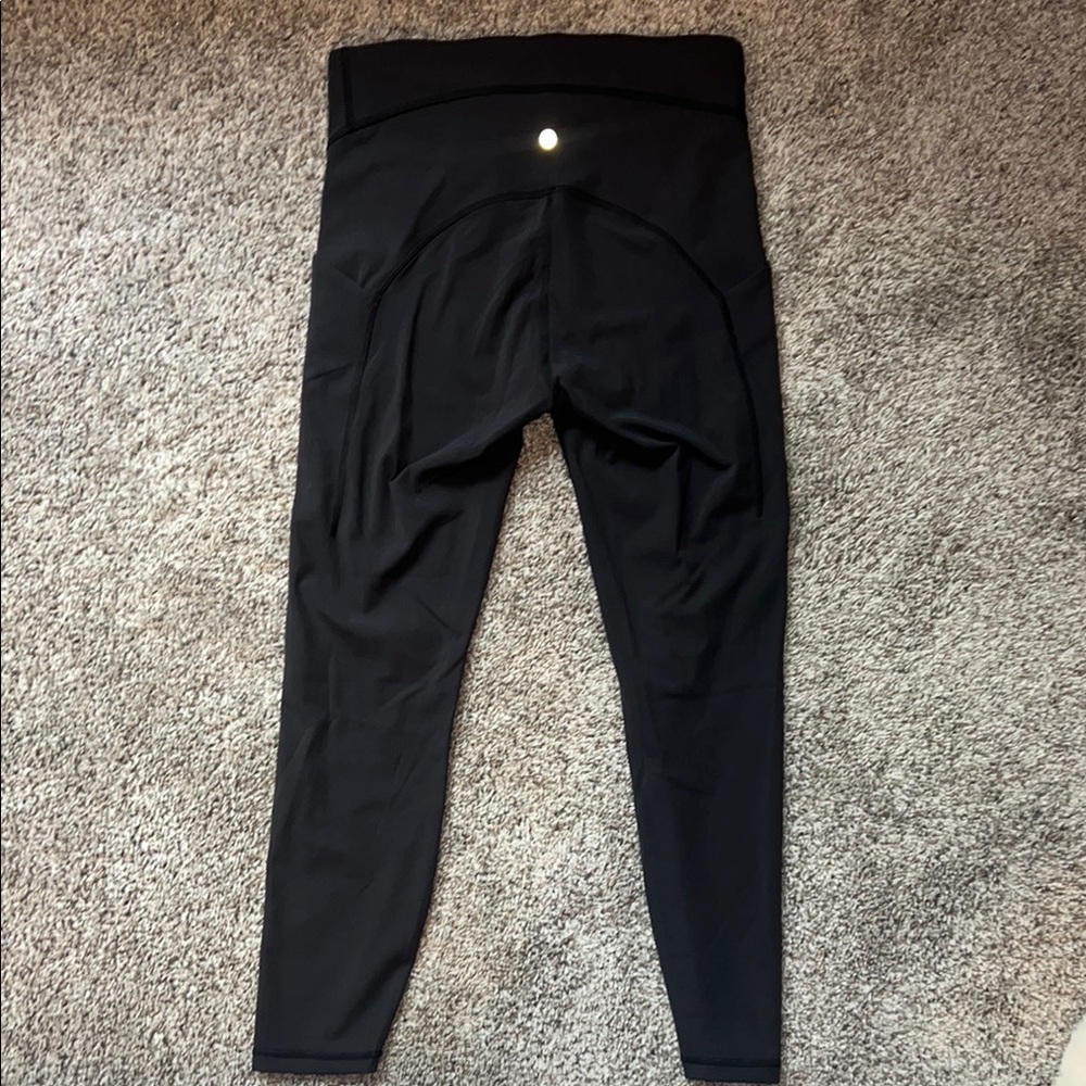 Lululemon Athletica Black Leggings with Pockets - Picture 4 of 4